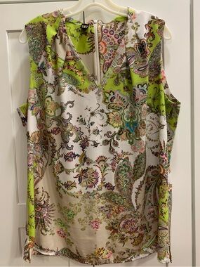 BASLER Floral Paisley Sleeveless Blouse Bright Multicolor Beaded V Neck Detailed